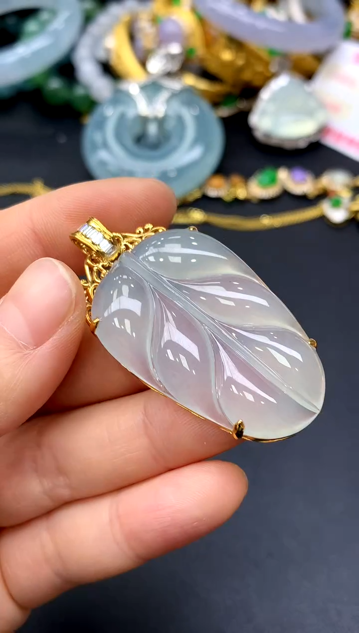 颈饰18K金镶嵌翡翠276-中国好珍宝