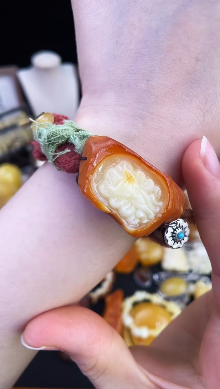 琥珀未镶嵌珠宝奇石柒月