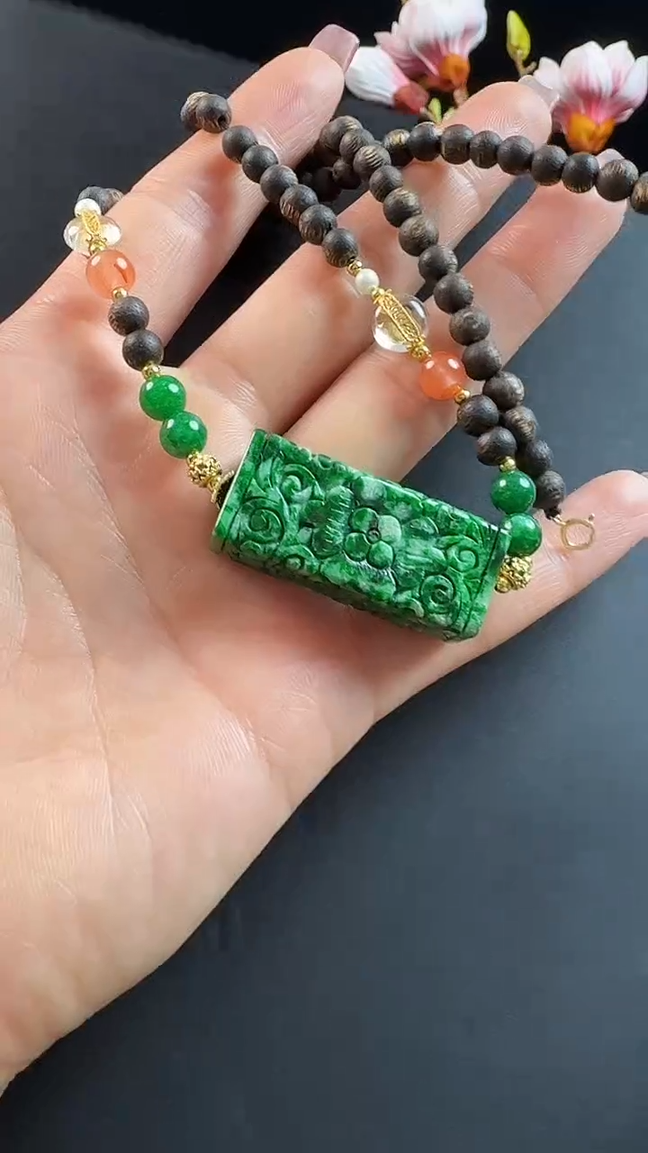 颈饰未镶嵌翡翠单珠