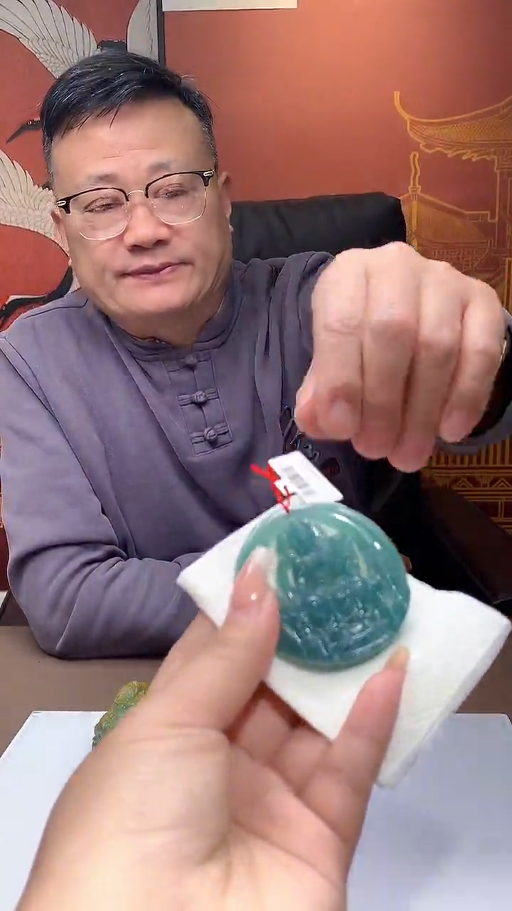 【闪购商品】定制翡翠未镶嵌1072xx-毛货挂件2