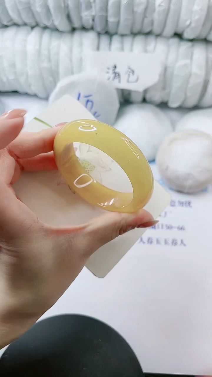 【闪购商品】石英质玉手镯未镶嵌多样性发货L240