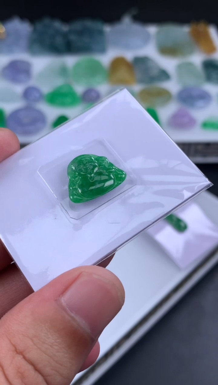 【闪购商品】定制翡翠未镶嵌翡翠