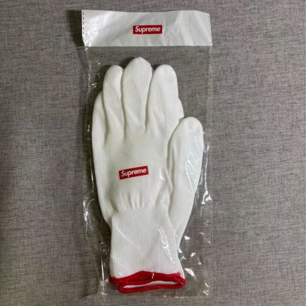 【梅】Supreme 20FW Grip Work Gloves 红标LOGO 手套