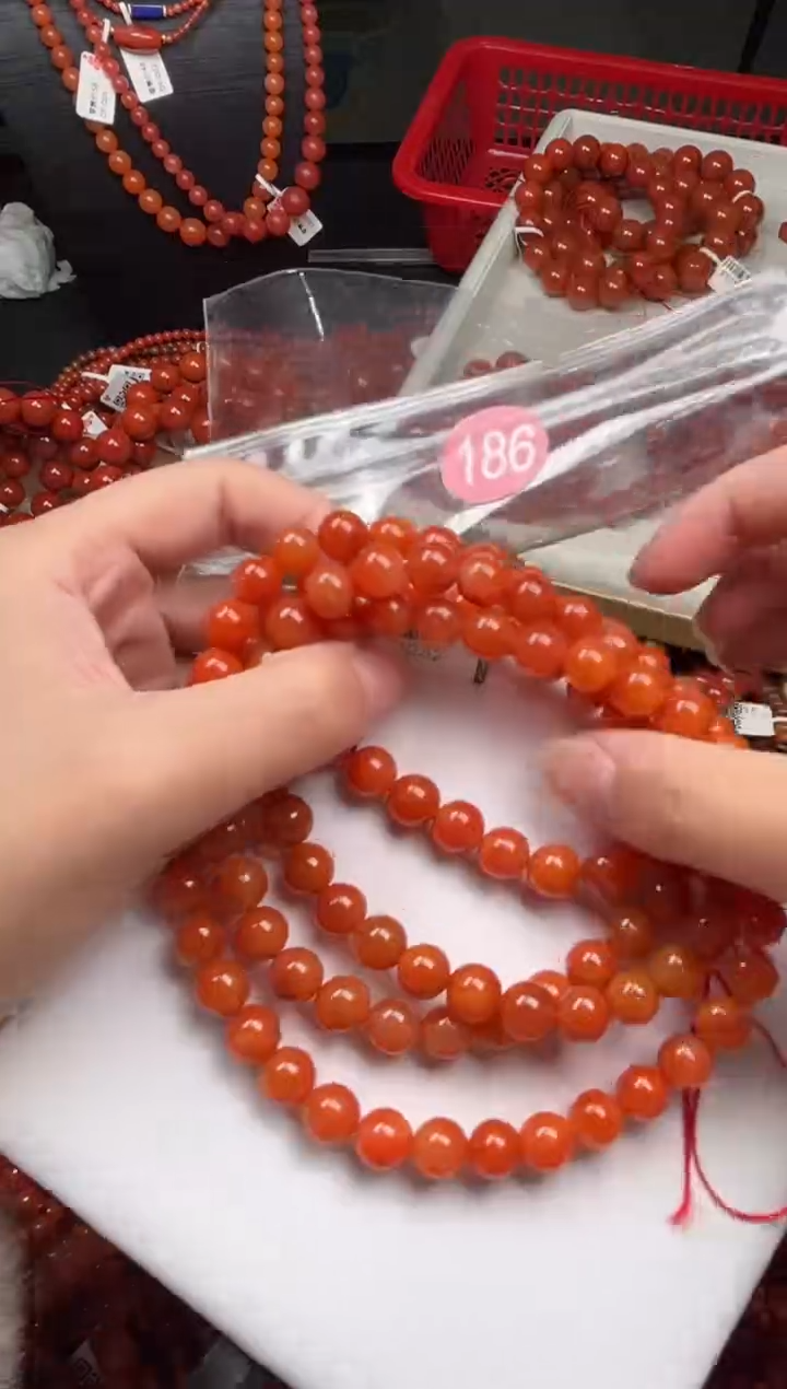 【闪购商品】南红玛瑙珠宝奇石未镶嵌186-8