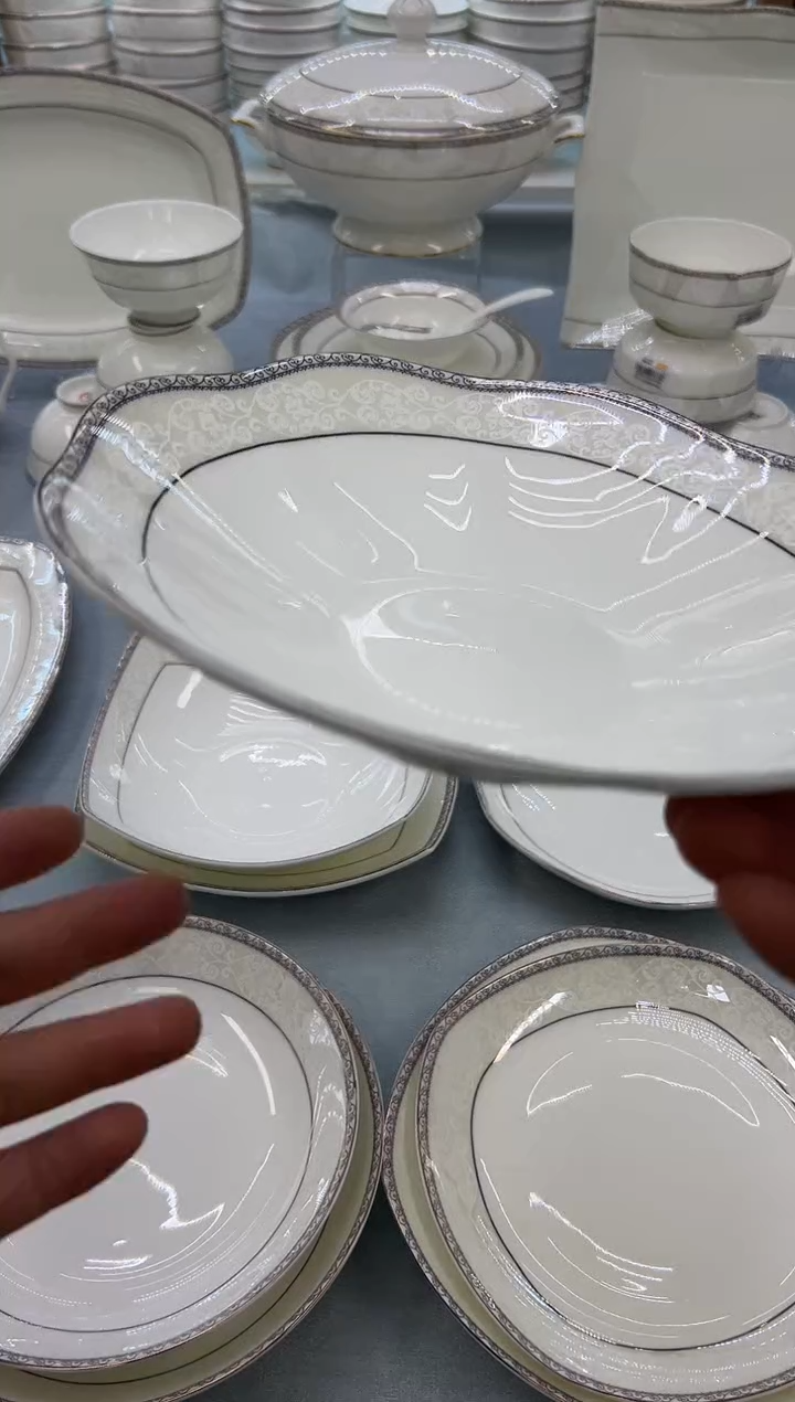 骨瓷玲珑8菊花2个 