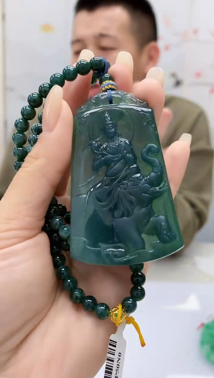 【闪购商品】定制翡翠未镶嵌4812lr-毛货挂件8