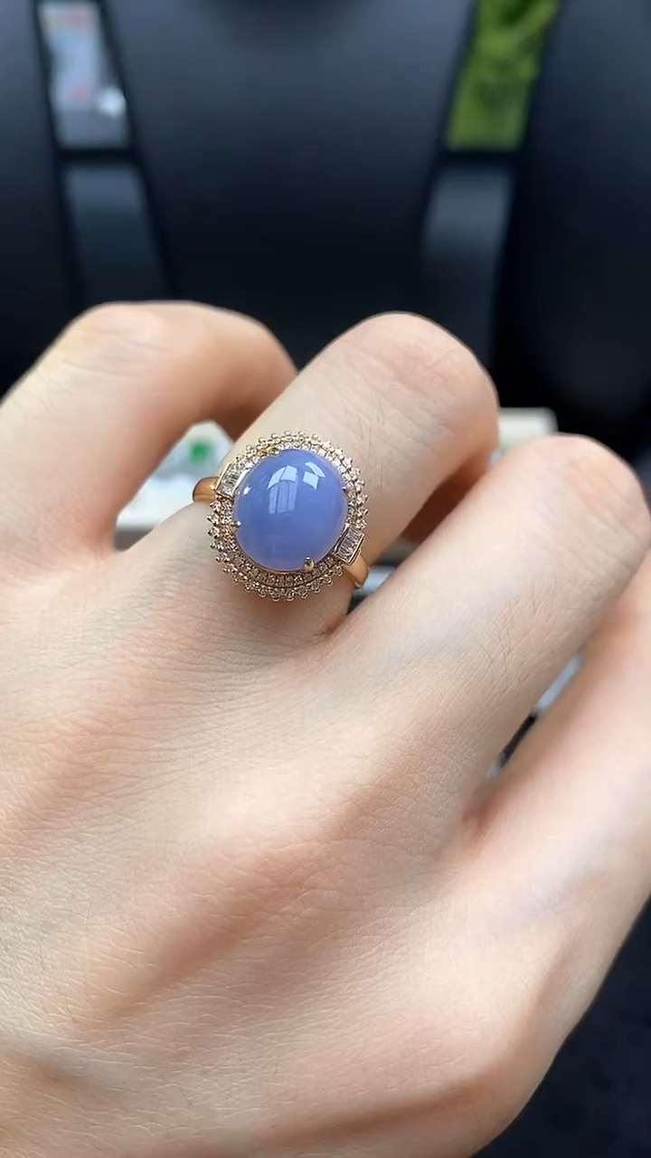 18K金镶嵌戒指翡翠紫蛋面戒指