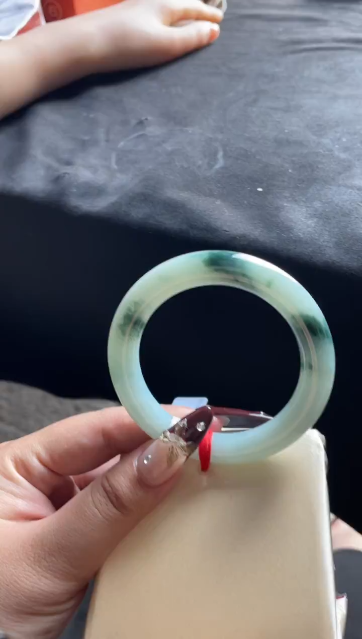 未镶嵌手镯翡翠三天鉴赏期