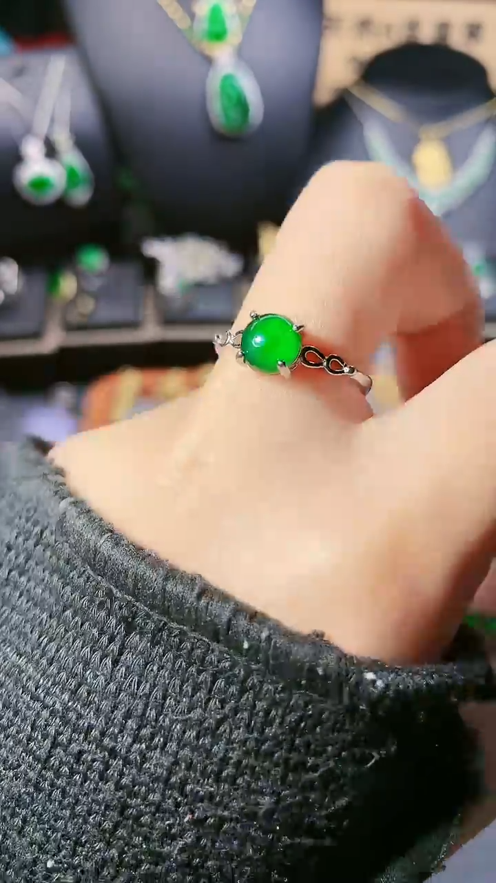 【闪购商品】翡翠戒指银S925镶嵌戒指