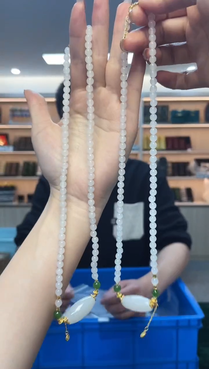 颈饰未镶嵌和田玉（多样性发一件）