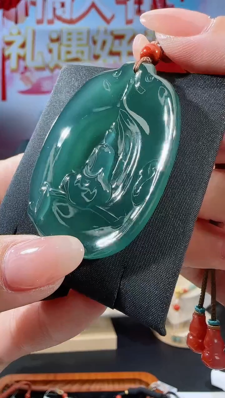 【闪购商品】翡翠吊坠(不含链)未镶嵌悟道