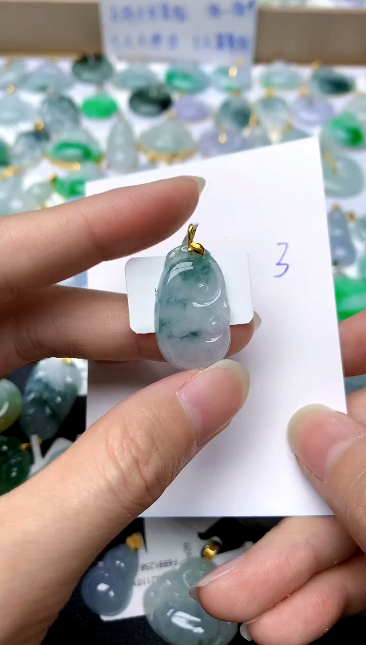 【闪购商品】翡翠颈饰18K金镶嵌3天然A货翡翠