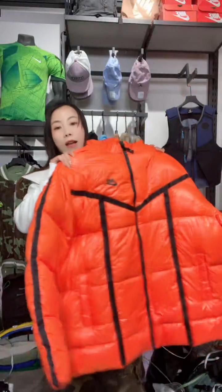 1235 闪购编码  运动卫衣裤以直播间过款为准 尺码. 175