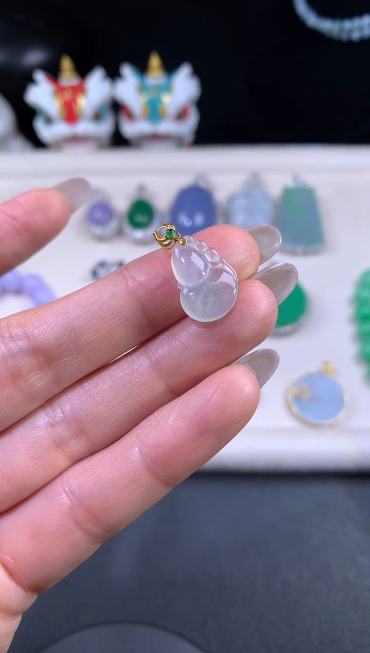 吊坠(不含链)18K金镶嵌翡翠 