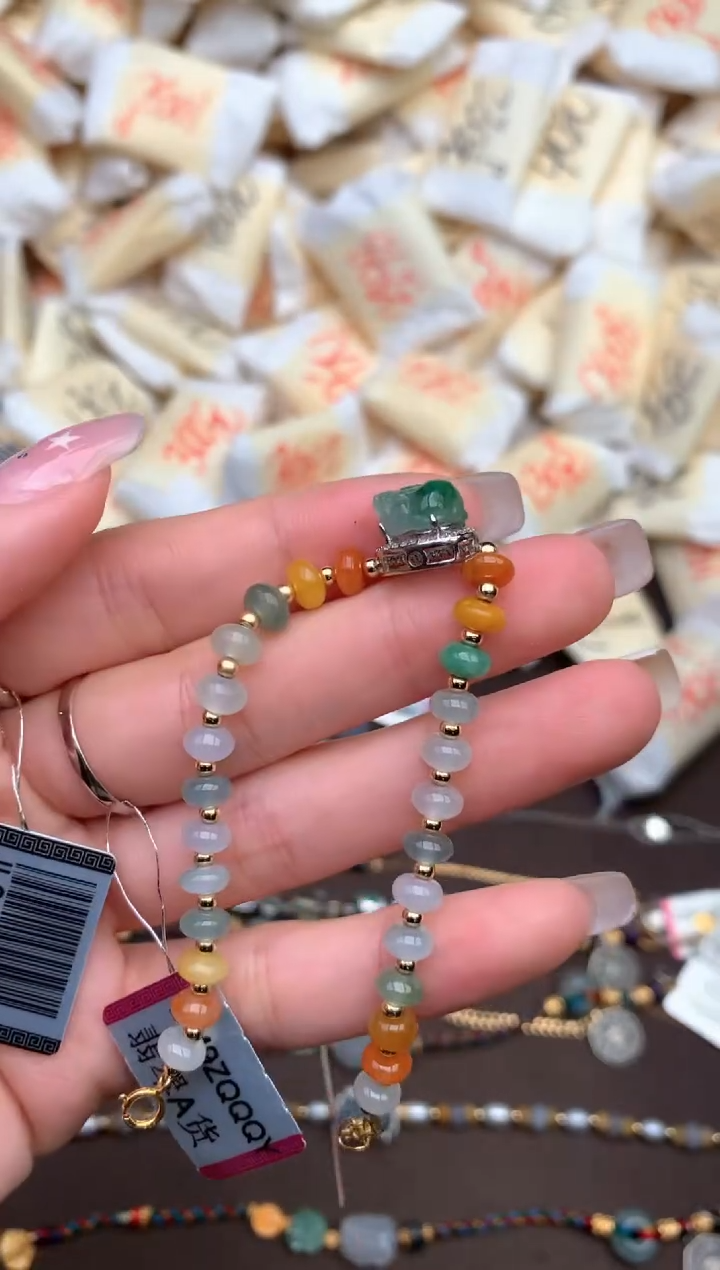 【闪购商品】翡翠手链银S925镶嵌  —  