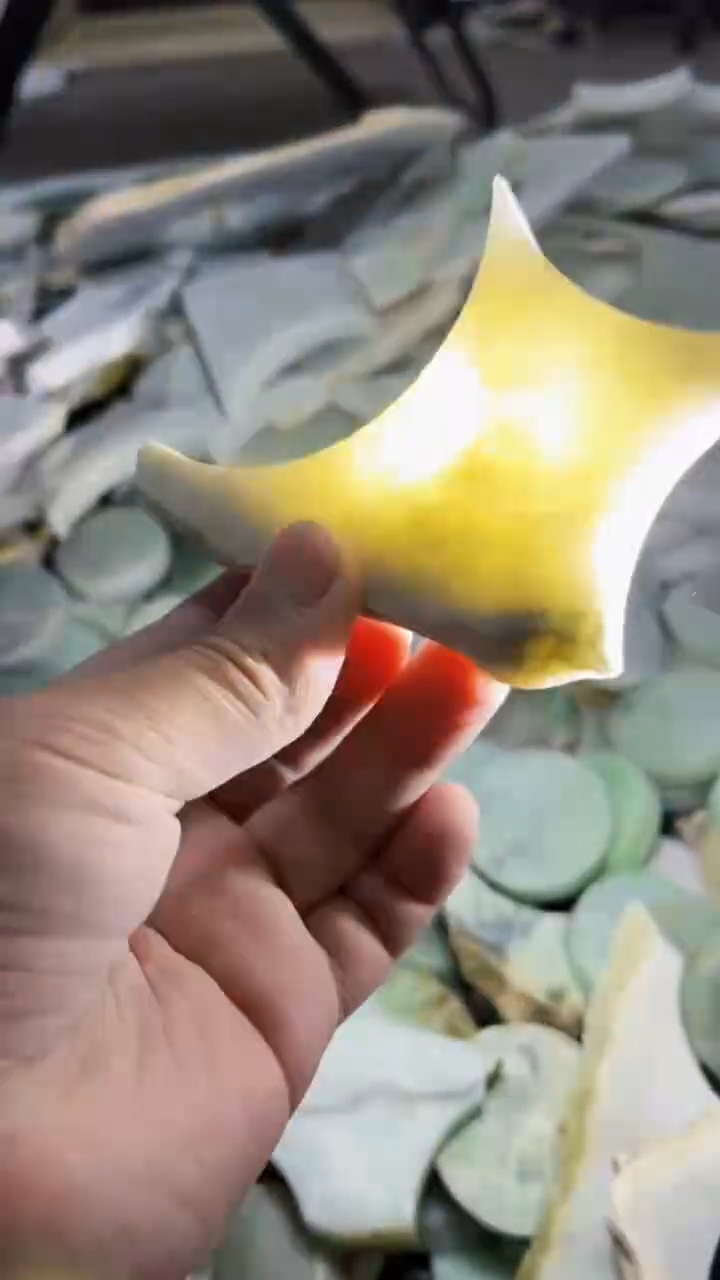 【闪购商品】翡翠挂件未镶嵌A货康壹112