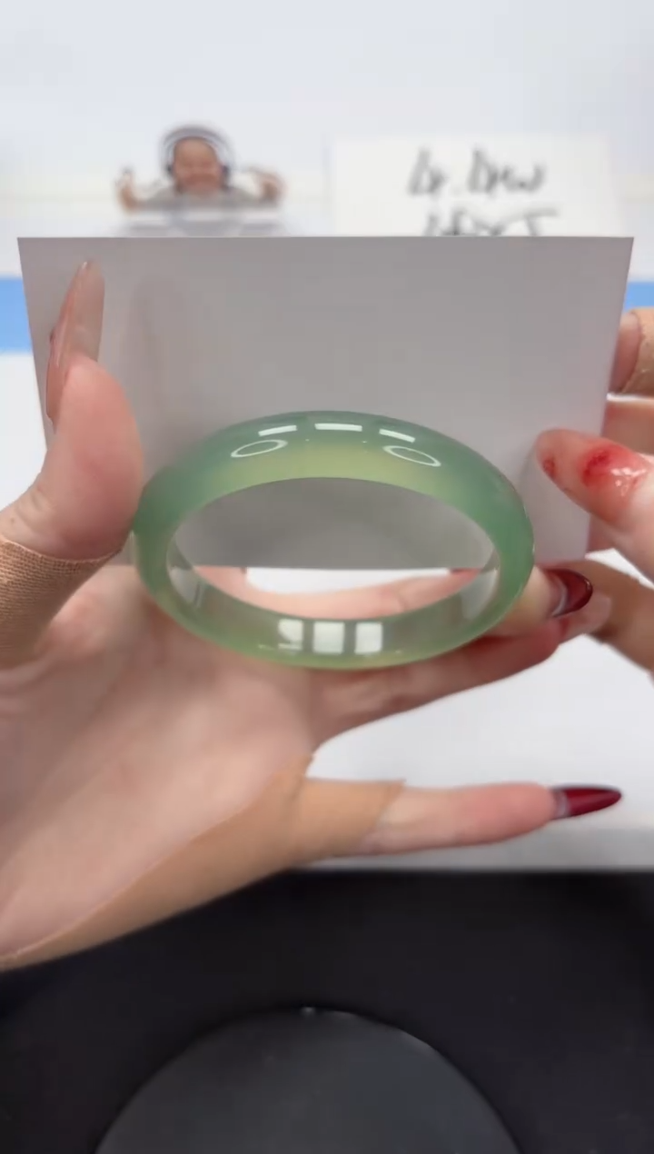 【闪购商品】石英质玉手镯未镶嵌A78-57.3