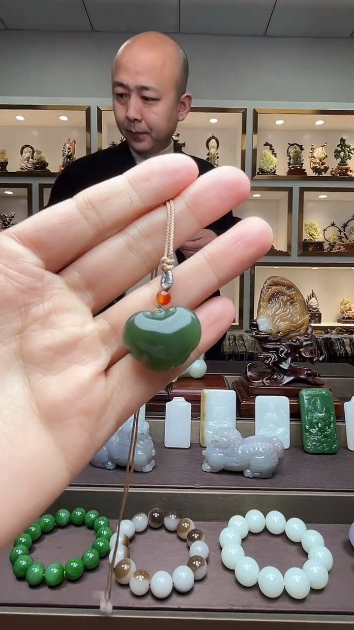 【闪购商品】和田玉颈饰未镶嵌1