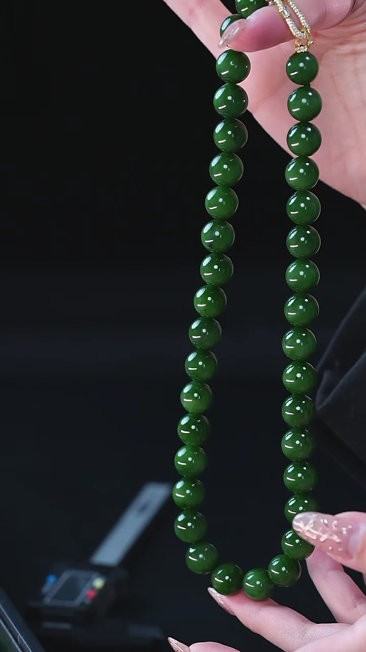 【闪购商品】和田玉项链未镶嵌俄料碧玉菠菜绿卡11+