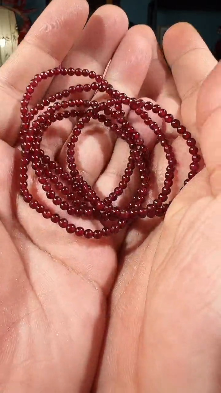 【闪购商品】石榴石颈饰未镶嵌小米珠