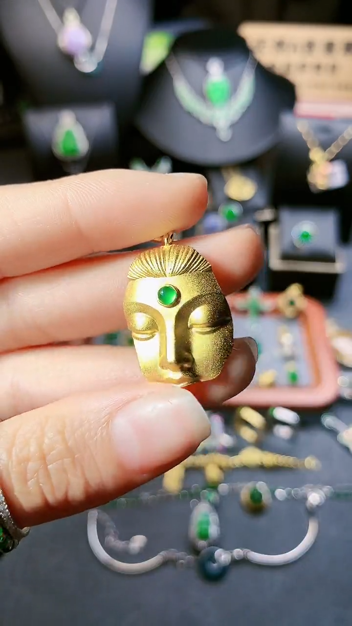 【闪购商品】翡翠吊坠(赠链)银S925镶嵌吊坠