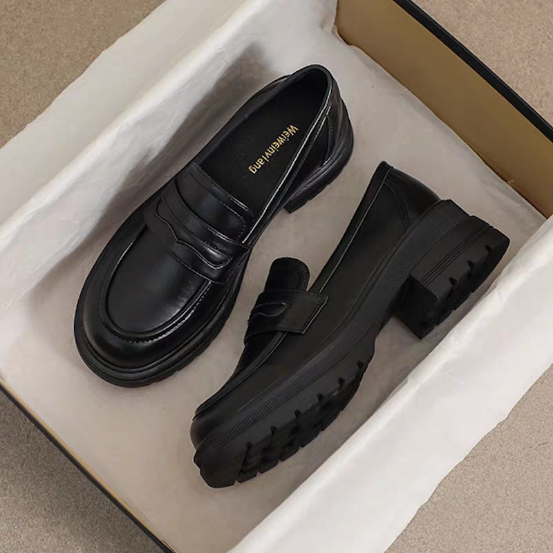 时尚简约乐福鞋7720