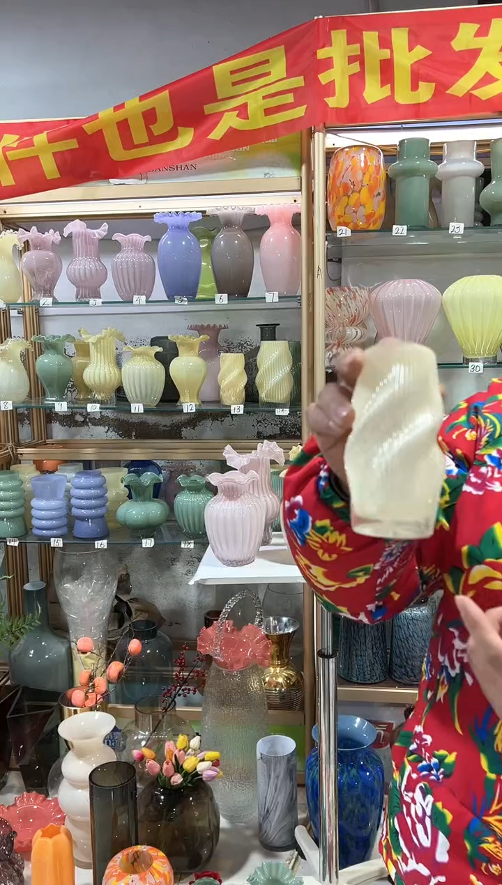 【闪购商品】无铅玻璃迷你黄色扭扭