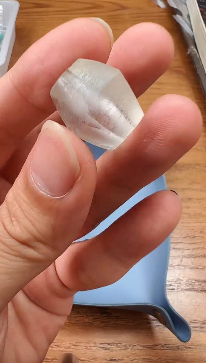 【闪购商品】树脂制品【 肖钟出品 】