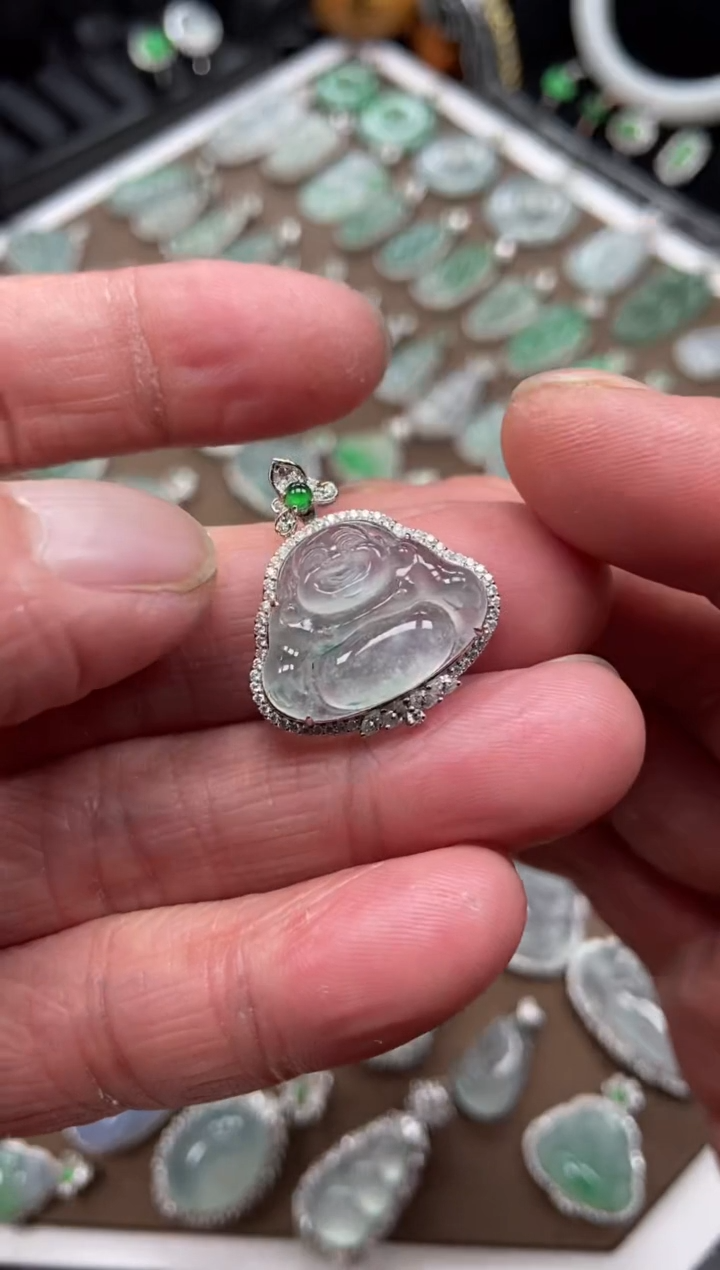 【闪购商品】翡翠吊坠(不含链)18K金镶嵌佛公