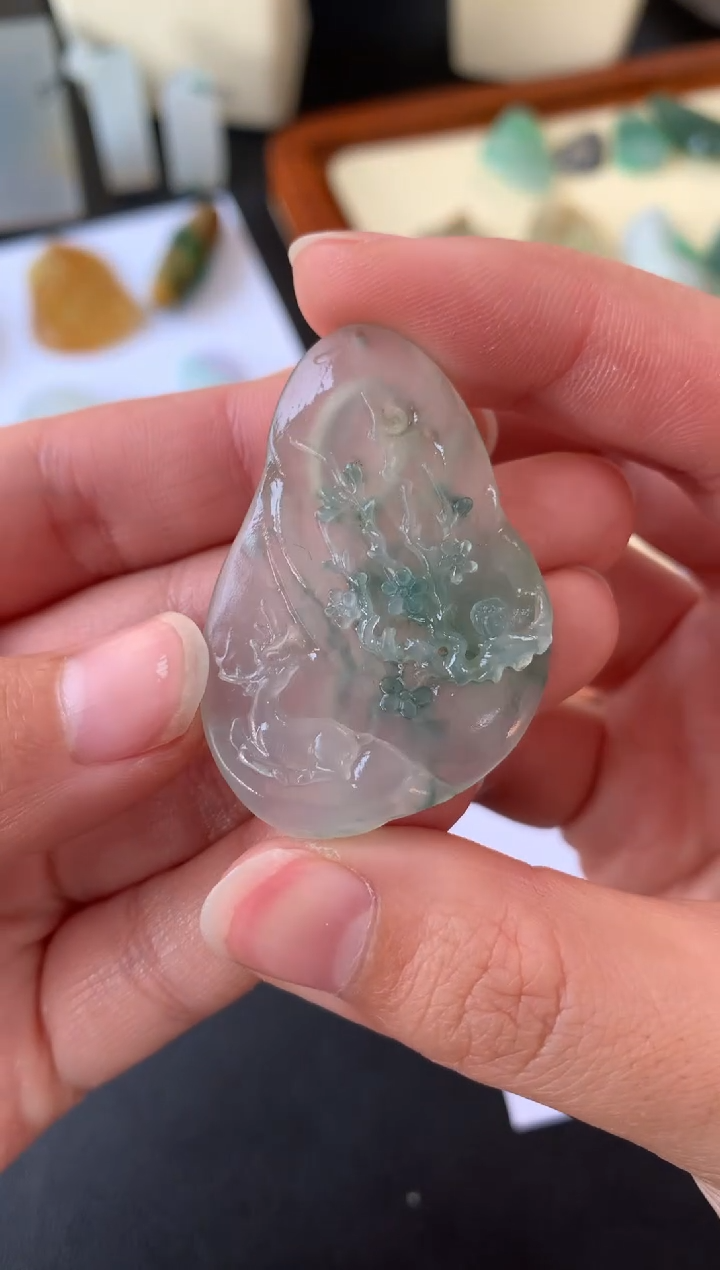 【闪购商品】定制翡翠未镶嵌翡翠