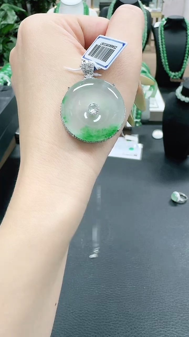 未镶嵌1石英质玉（非洲翠）/0206