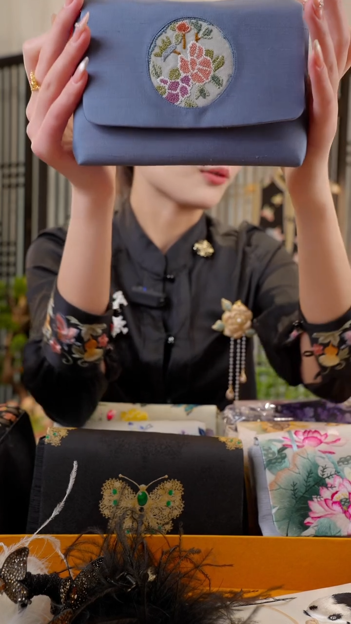 织绣萱*子非遗苏绣绒花饰品3