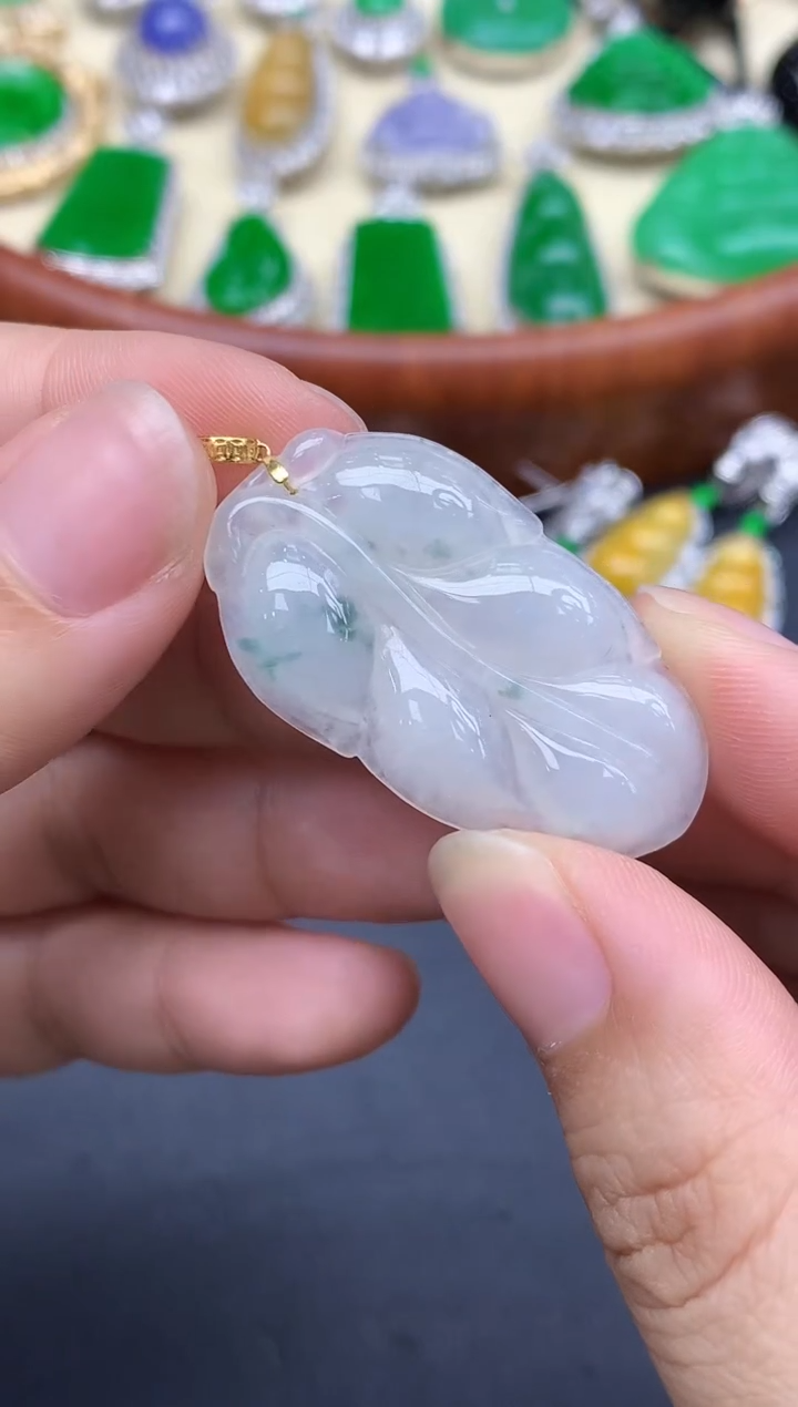 颈饰18K金镶嵌翡翠5-中国好珍宝