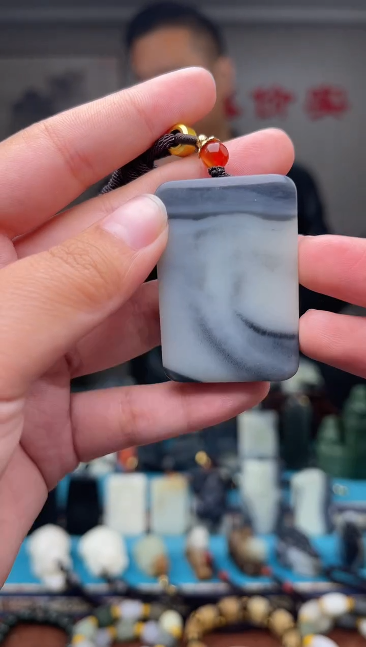 未镶嵌和田玉挂件1