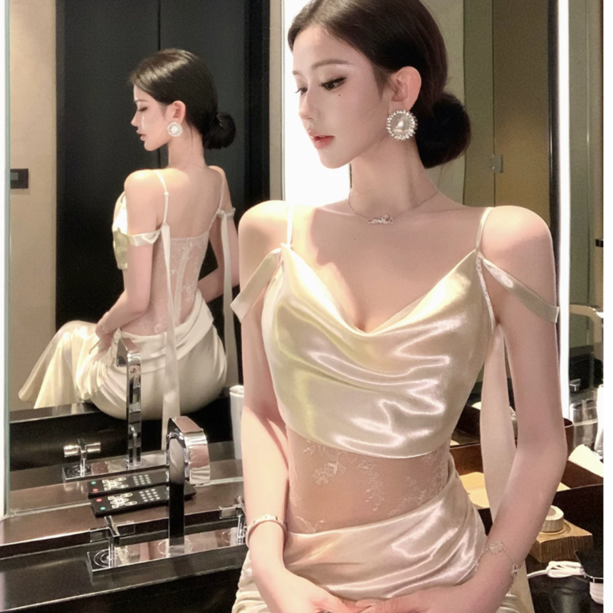 【月影琉璃】荡领蕾丝吊带裙抽褶显瘦缎面长裙连衣裙女