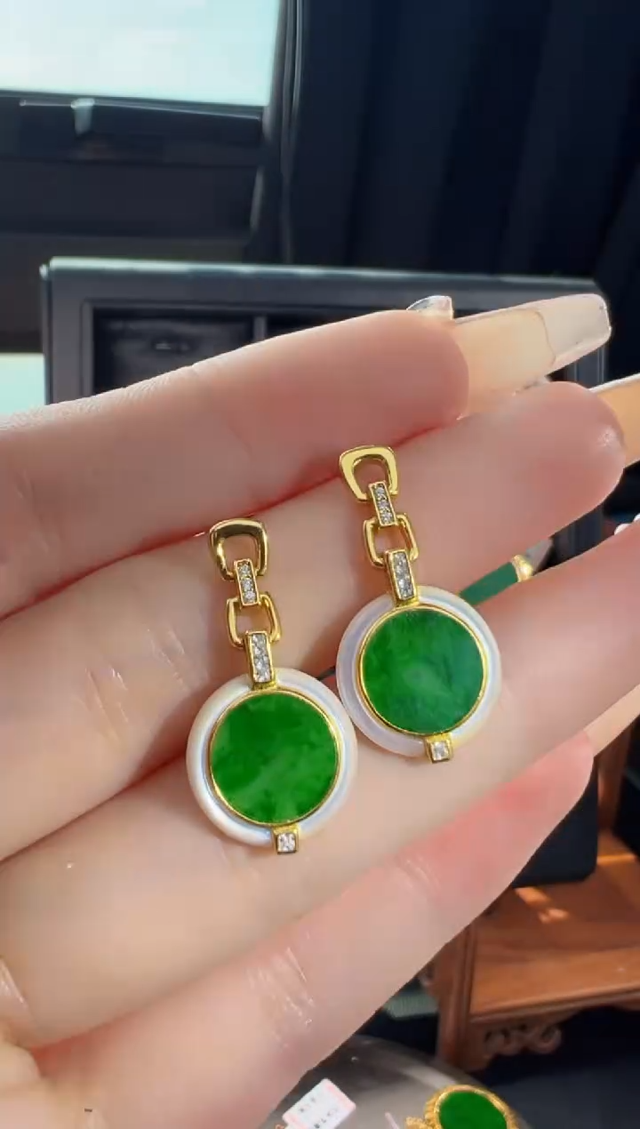 【闪购商品】翡翠耳饰银S925镀金镶嵌天然缅甸A货翡翠