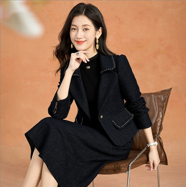 6633气质大方得体巨好看的早秋一整套