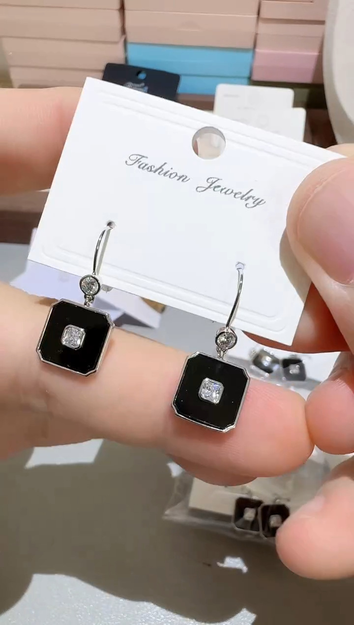 铜合金合成立方氧化锆合金B82