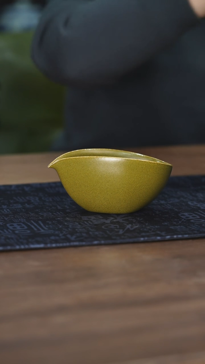 【瓷见如故】逸古堂茶叶末公道杯