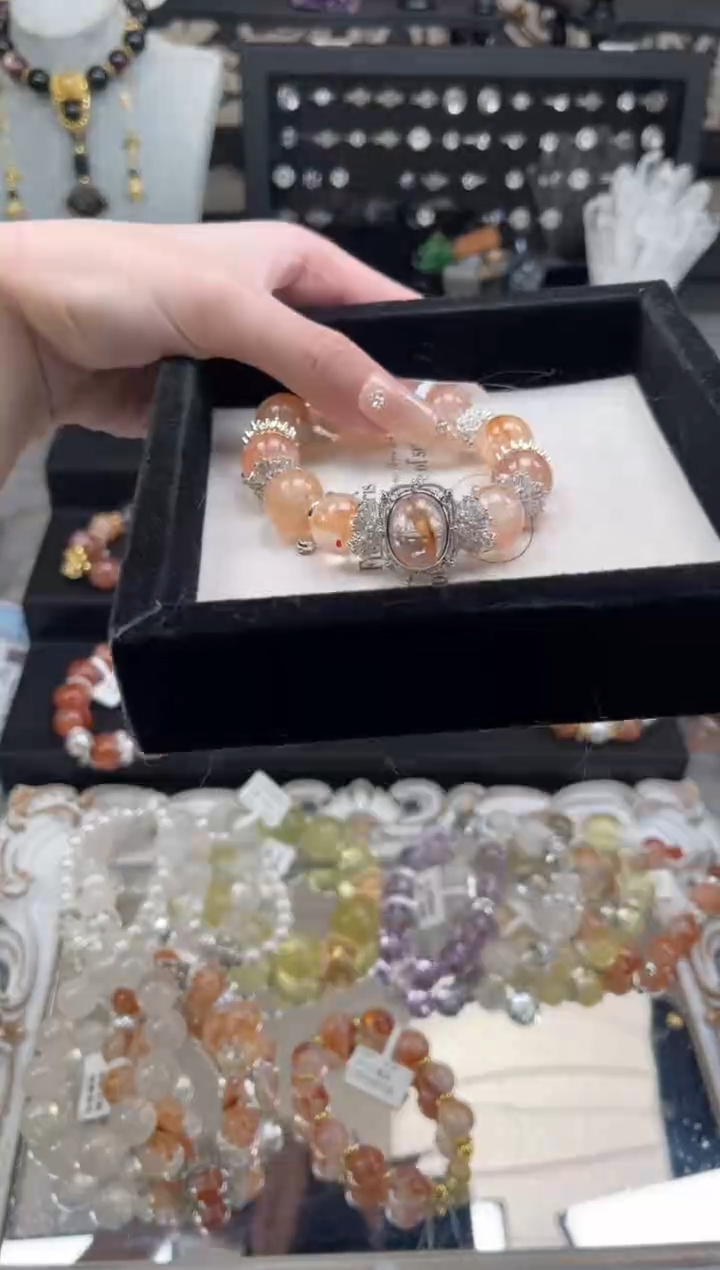 【闪购商品】水晶手链未镶嵌天然水晶 多样性发货