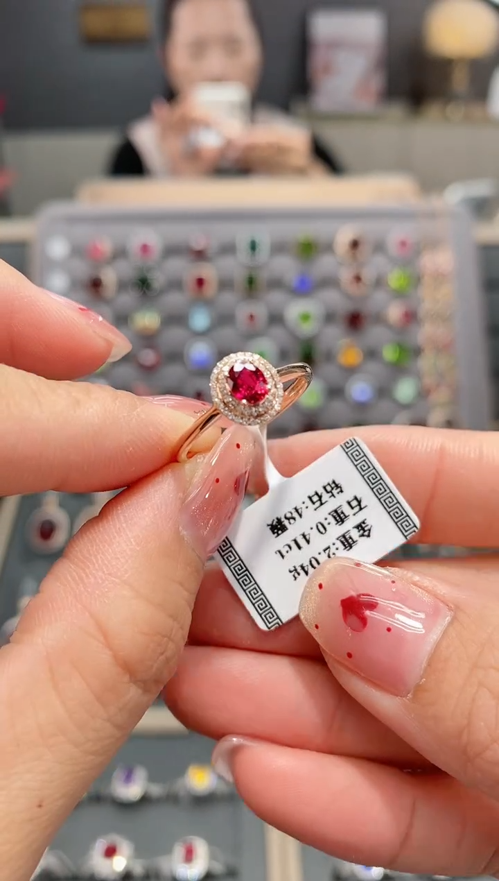 【闪购商品】红宝石戒指18K金镶嵌0.41  