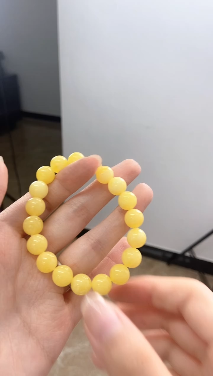 未镶嵌蜜蜡手链?****l 拍四发一天然珠宝多样性发其一