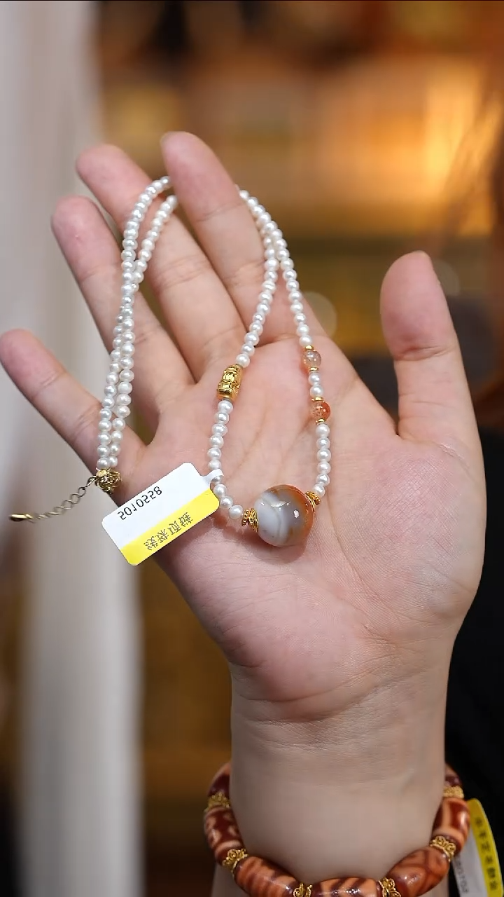 玛瑙/玉髓（覆膜）颈饰未镶嵌多宝项链多样性发其一