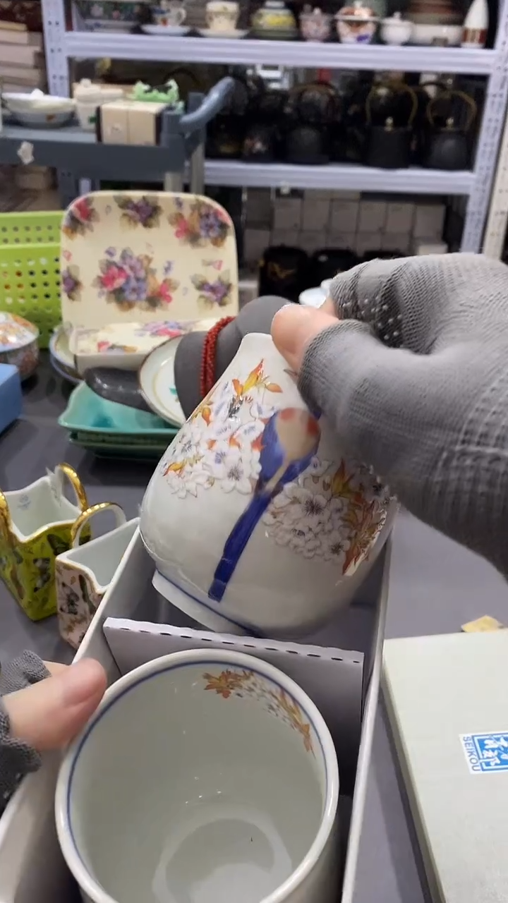 瓷片W****8满38包邮，编号：S747  18套