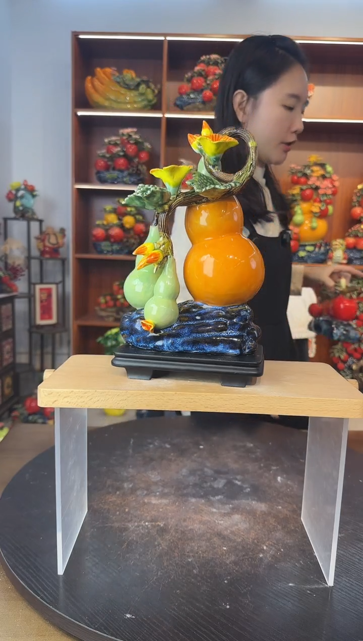 陶瓷有底座三葫芦摆件