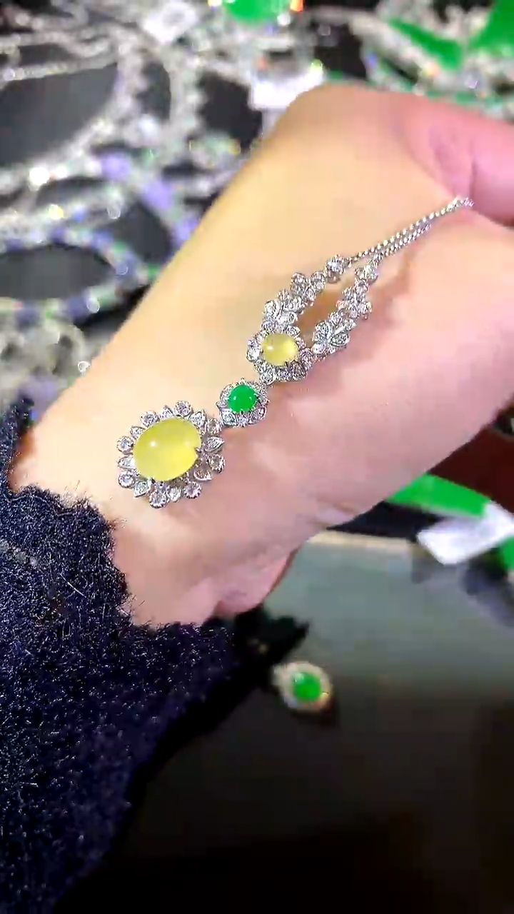 【闪购商品】翡翠颈饰18K金镶嵌135-套链