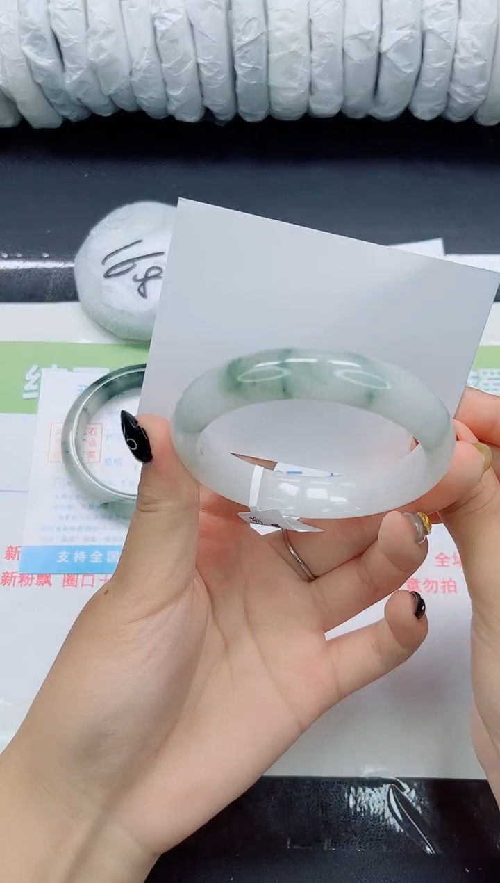 未镶嵌手镯石英质玉011-60