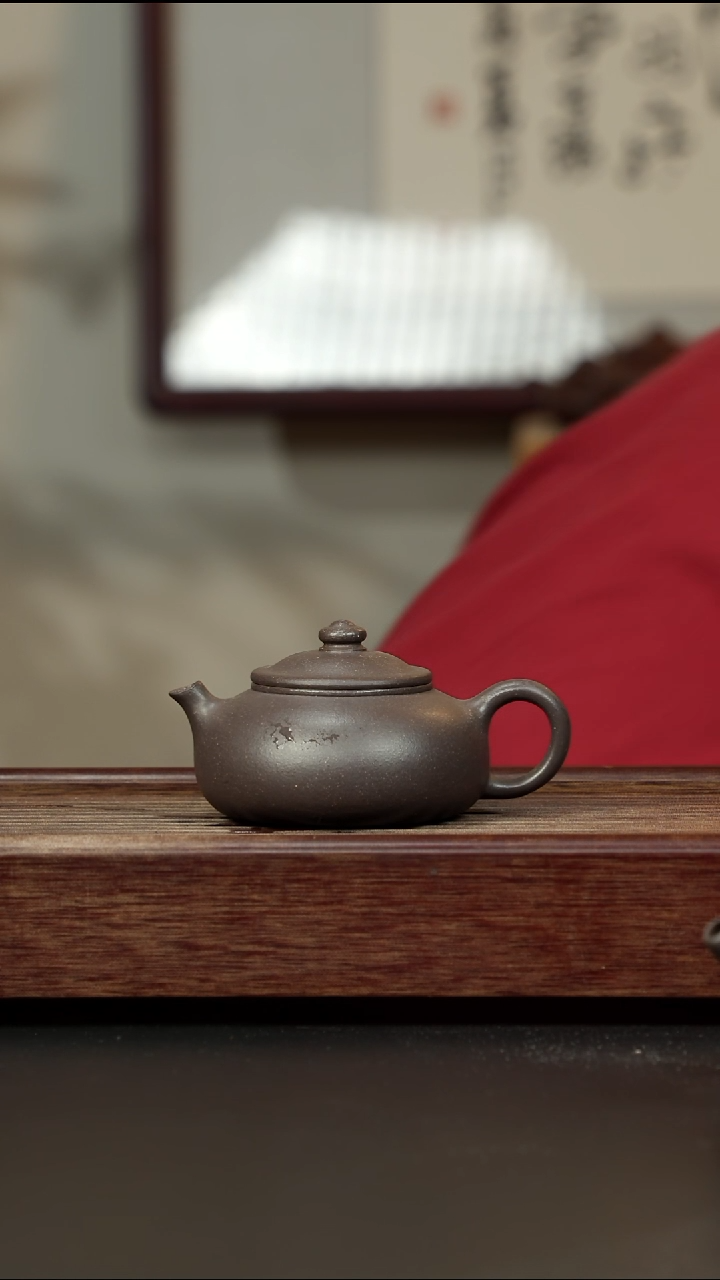 紫砂茶壶粗砂千禧紫泥寒江