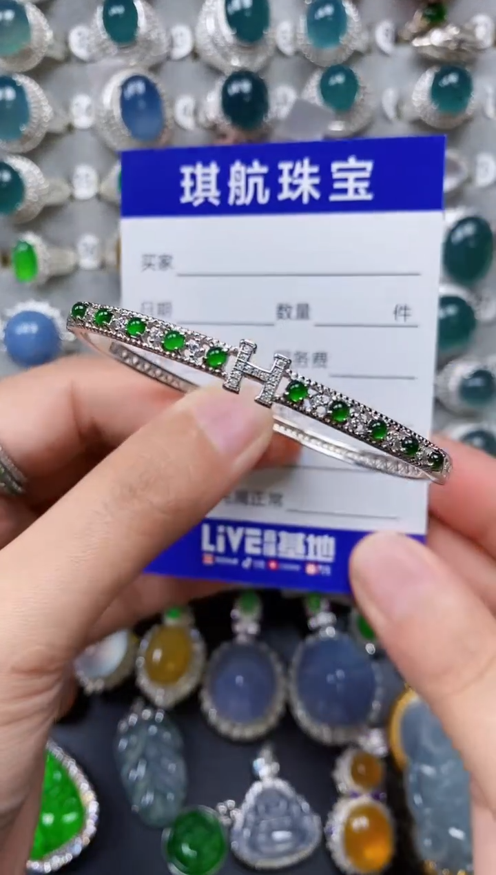 【闪购商品】翡翠手镯银S925镶嵌0108