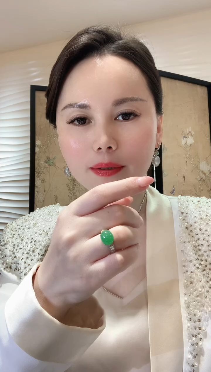 【闪购商品】翡翠戒指18K金镶嵌W45 翡翠